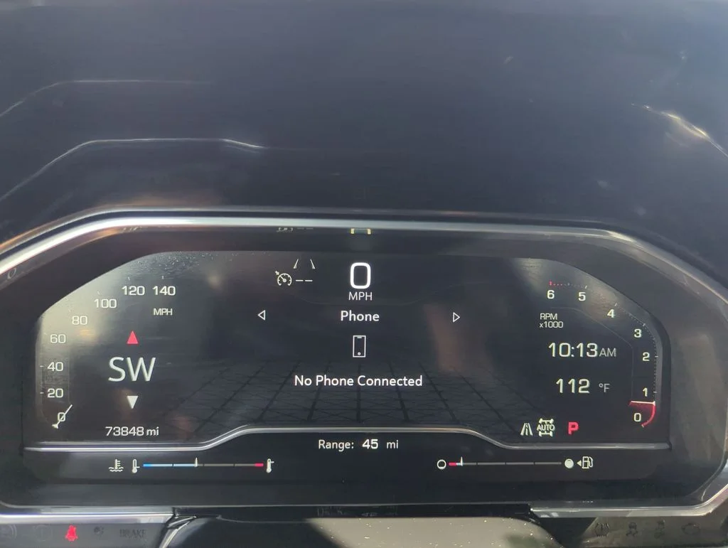 Used 2023 White GMC Elevation image 21