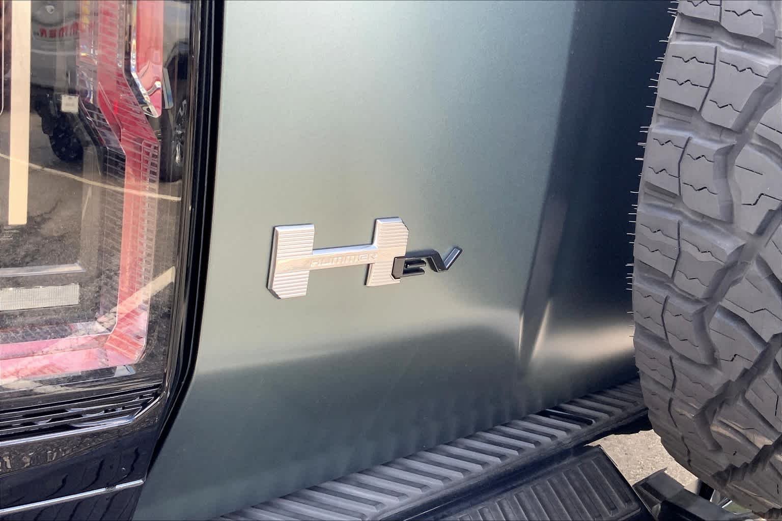New 2024 Moonshot Green Matte GMC 3X image 15