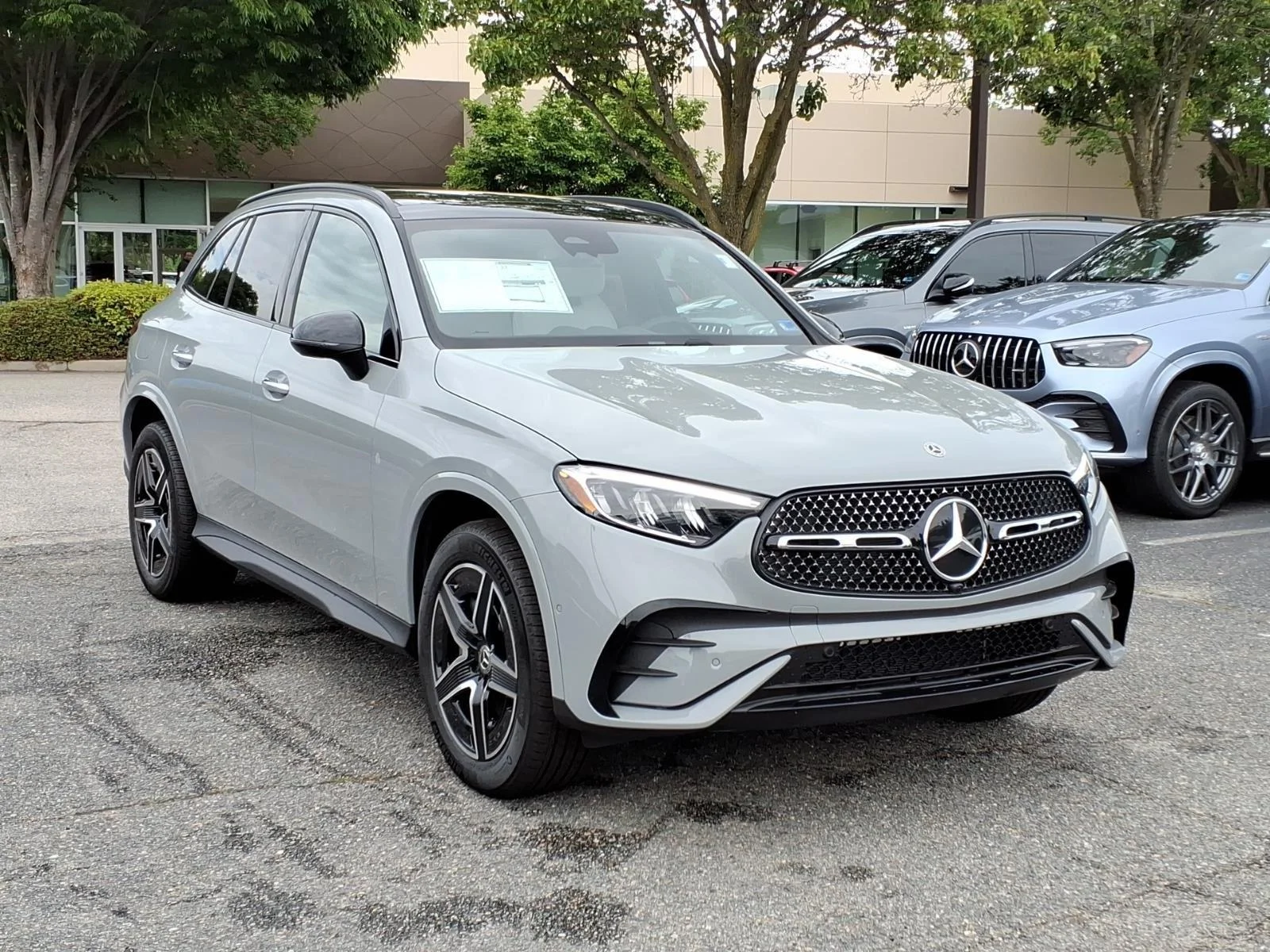 New 2026 GRAY Mercedes-Benz GLC 300 image 3