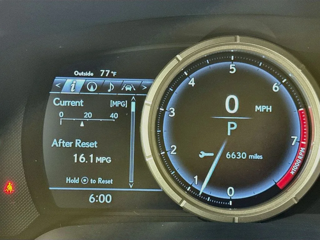 Used 2017 Silver Lexus 350 F Sport image 14