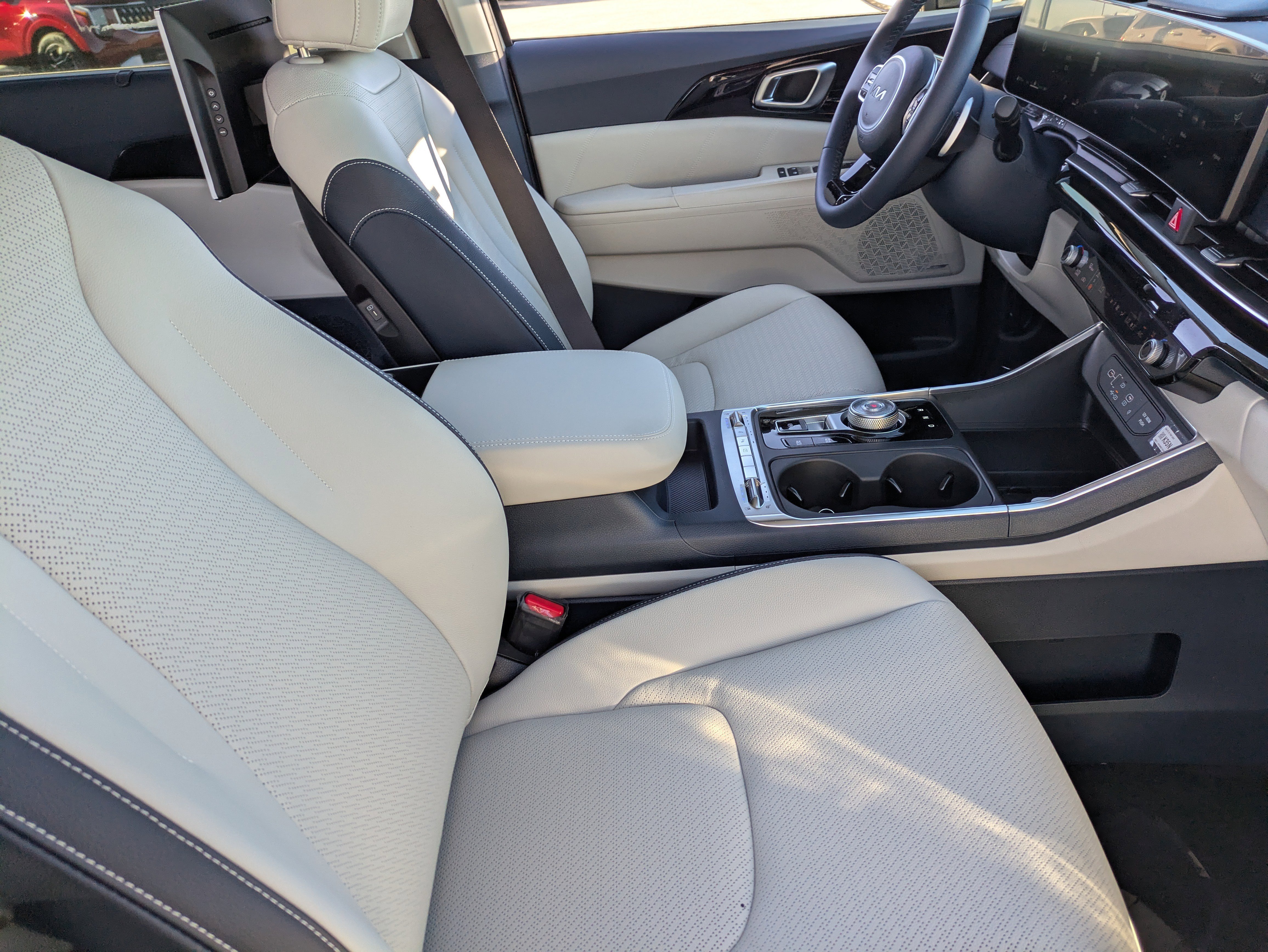 New 2026 Ivory Silver Kia SX Prestige image 12