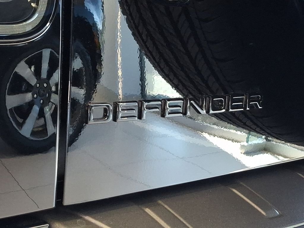 New 2026 Borasco Grey Land Rover OCTA image 22