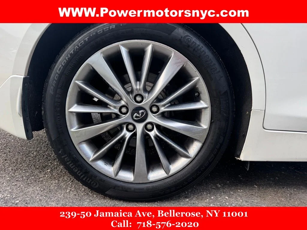 Used 2018 White INFINITI 3.0t LUXE image 19