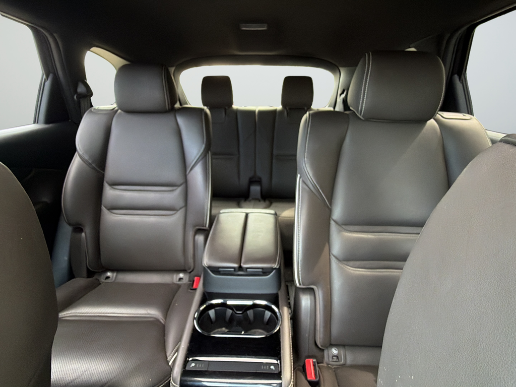 Used 2020 White Mazda Signature image 20