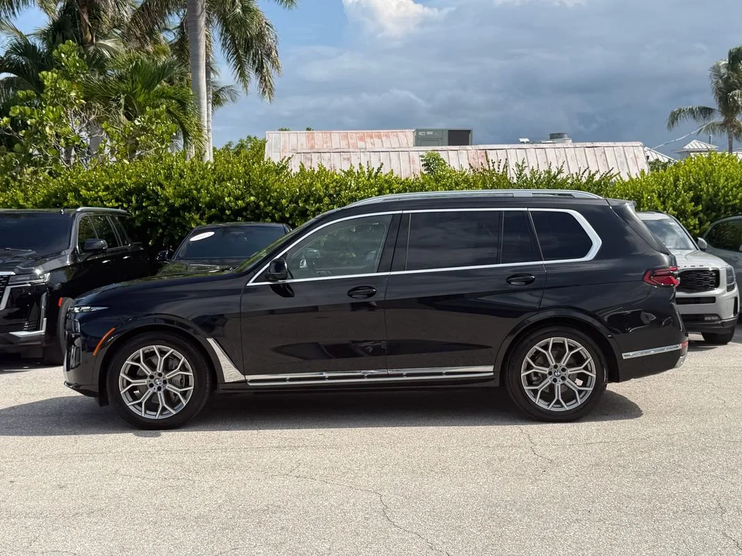2024 BMW X7