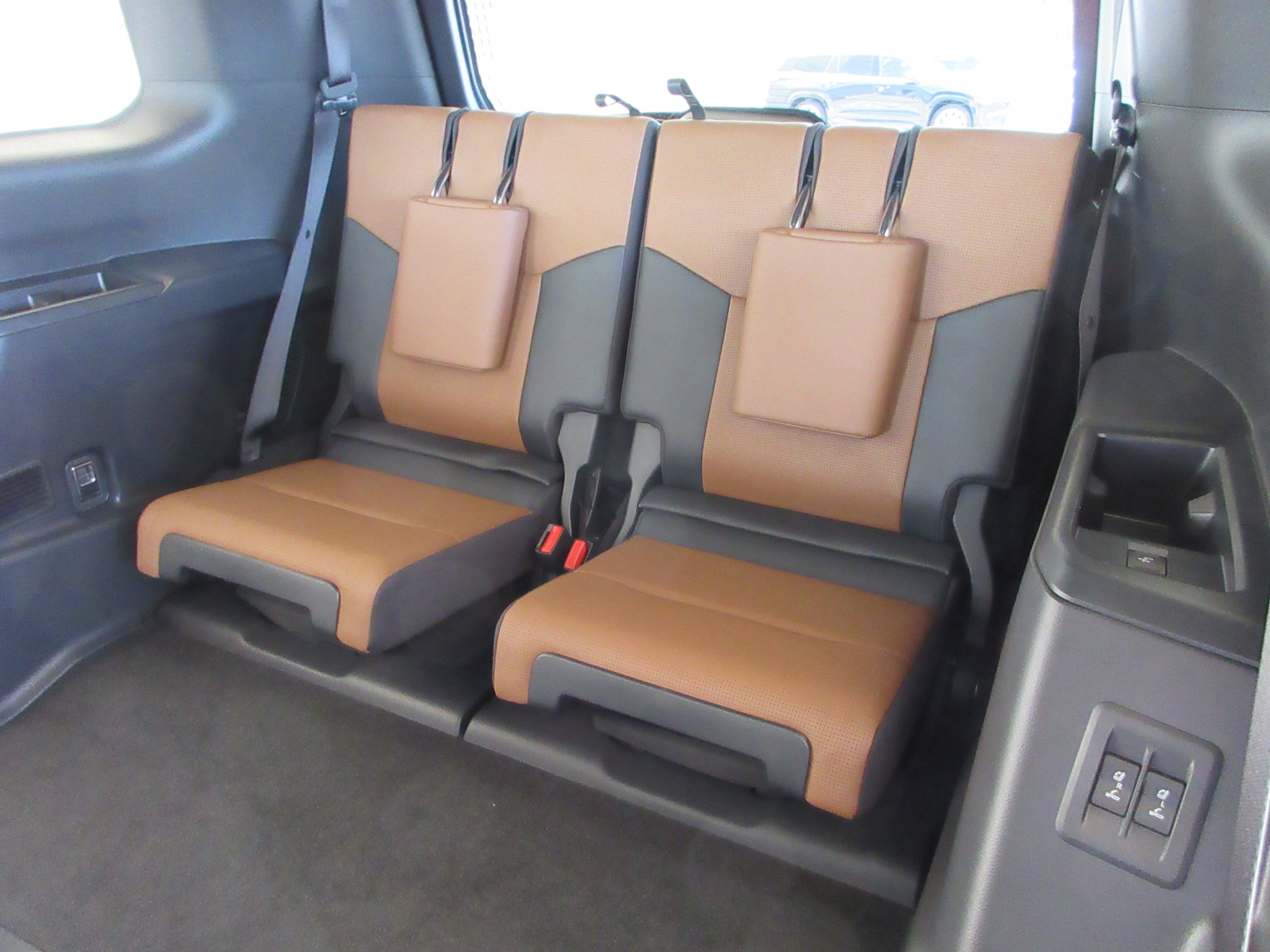 Used 2026 Caviar Lexus 550 Luxury+ image 21