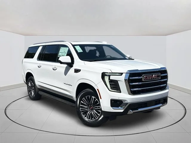 New 2026 Summit White GMC Elevation image 1