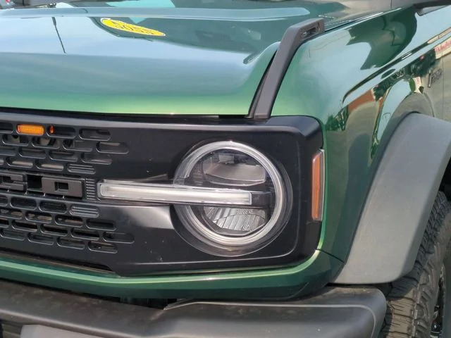 Used 2022 Green Ford Badlands image 9