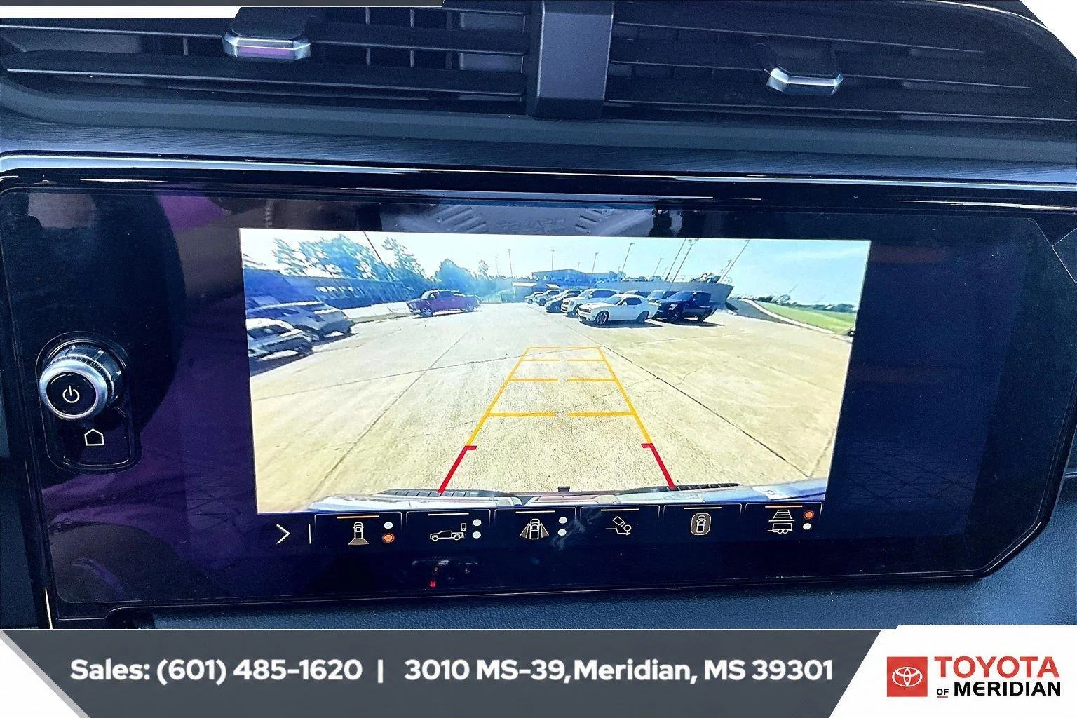 Used 2024 Volcanic Red Tintcoat GMC AT4 image 15
