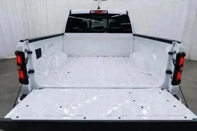 2026 RAM 1500 Laramie - Photo 8
