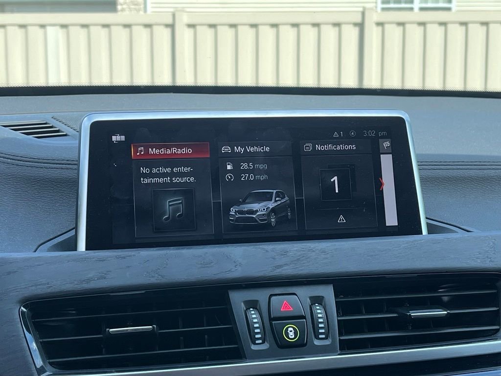 Used 2020 Beige BMW xDrive28i image 37