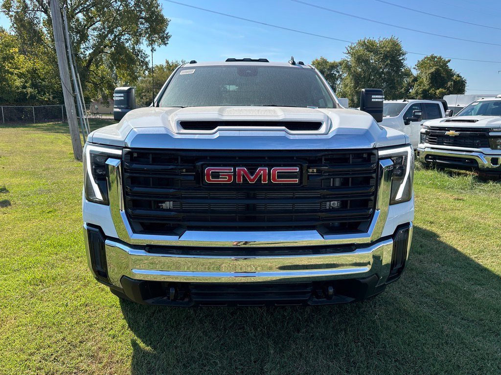 2026 GMC Sierra 3500 Chassis Cab Pro - Photo 9