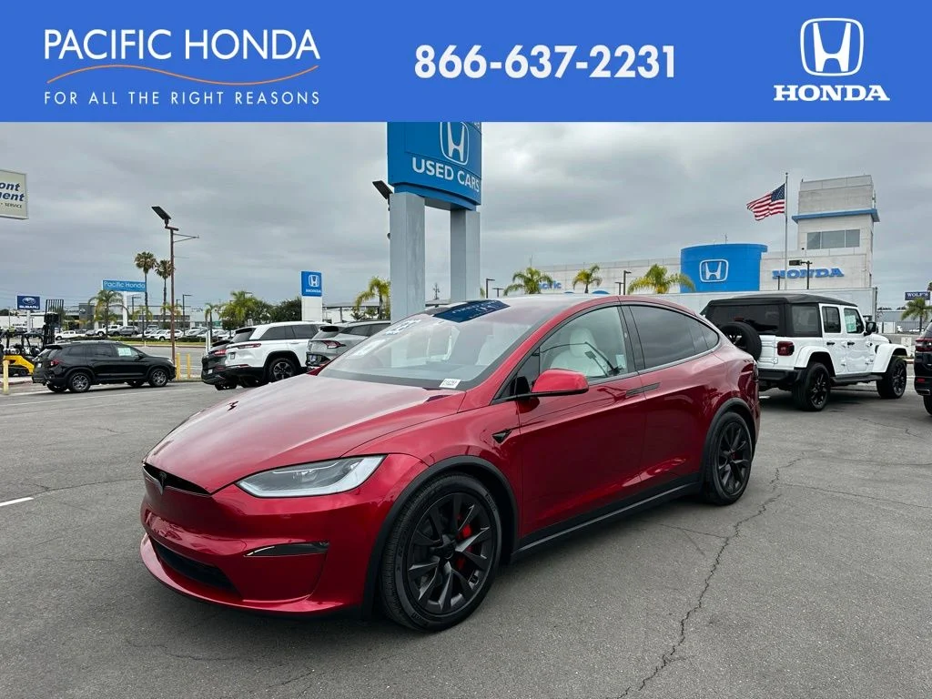 2023 Tesla Model X Plaid's photo