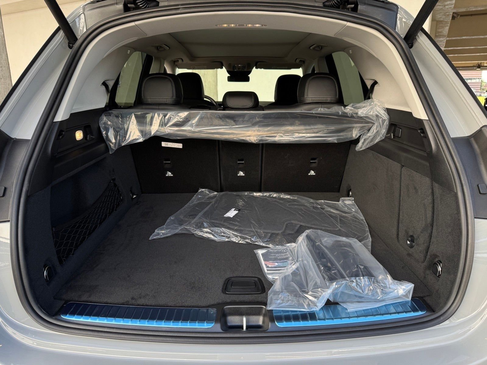 New 2026 MANUFAKTUR Alpine Grey Mercedes-Benz GLE 450 image 21