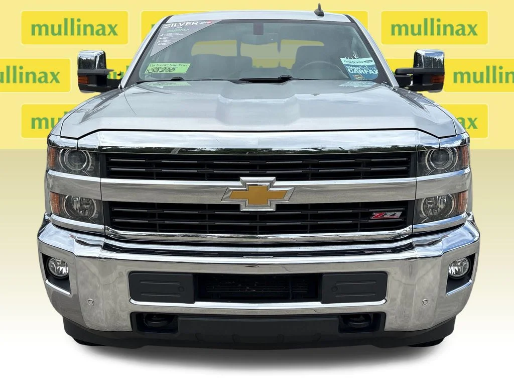 Used 2015 Silver Chevrolet LTZ image 26
