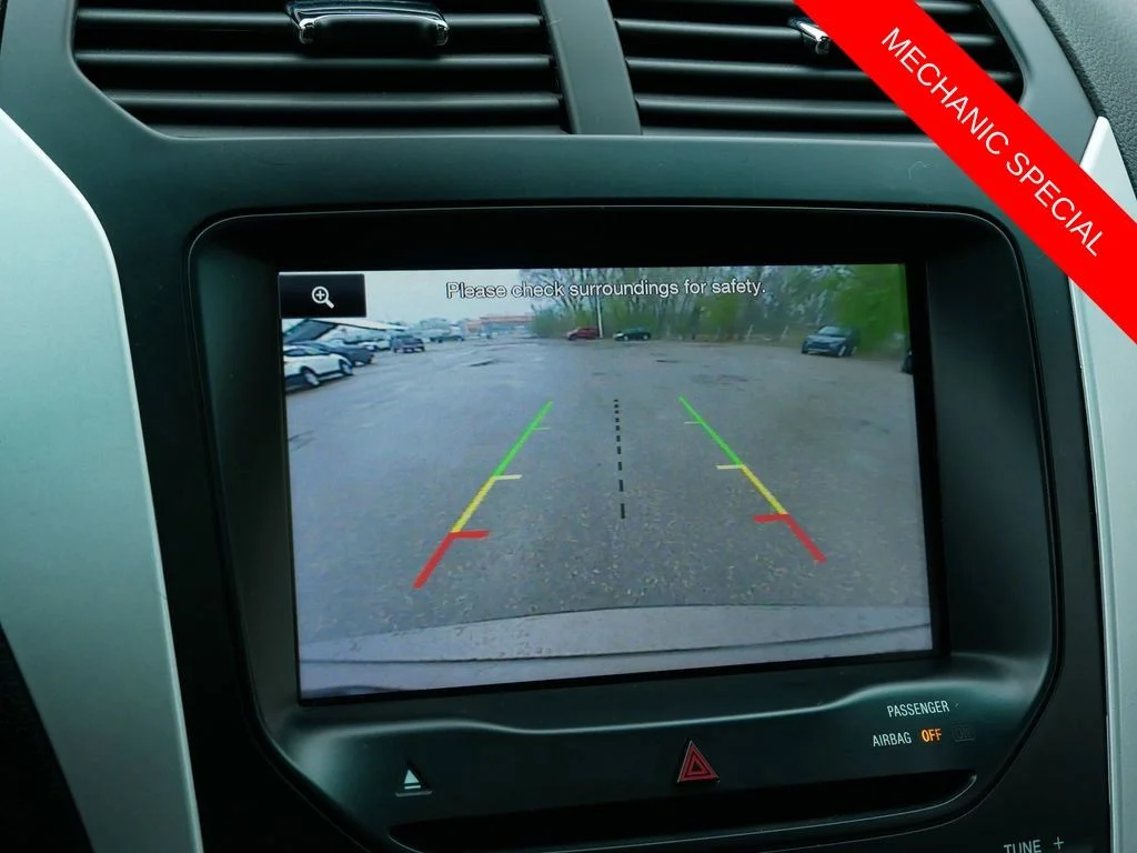 Used 2015  Ford XLT image 25
