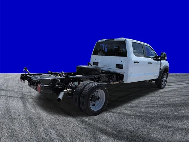 New 2026 Oxford White Ford F-450® XL image 4