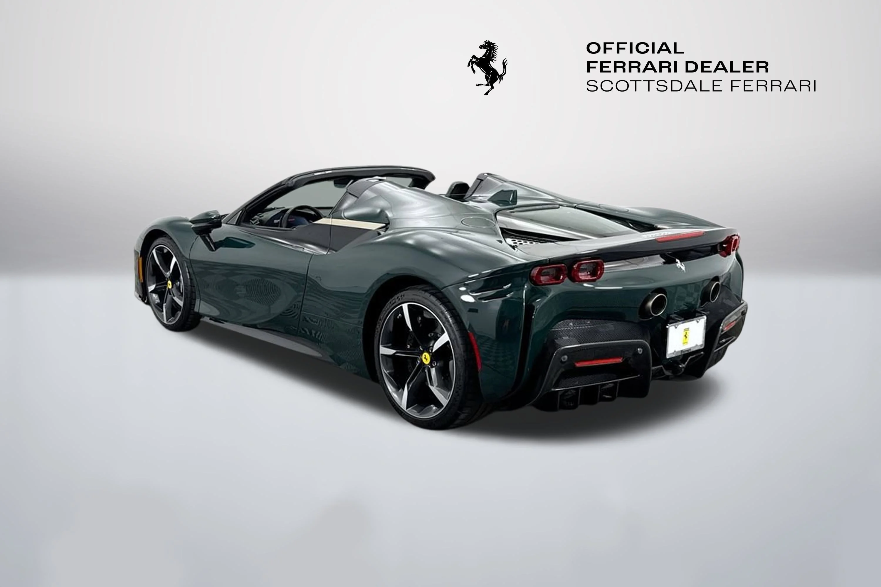 Used 2022 Extra Sample Ferrari Tailor Made image 7