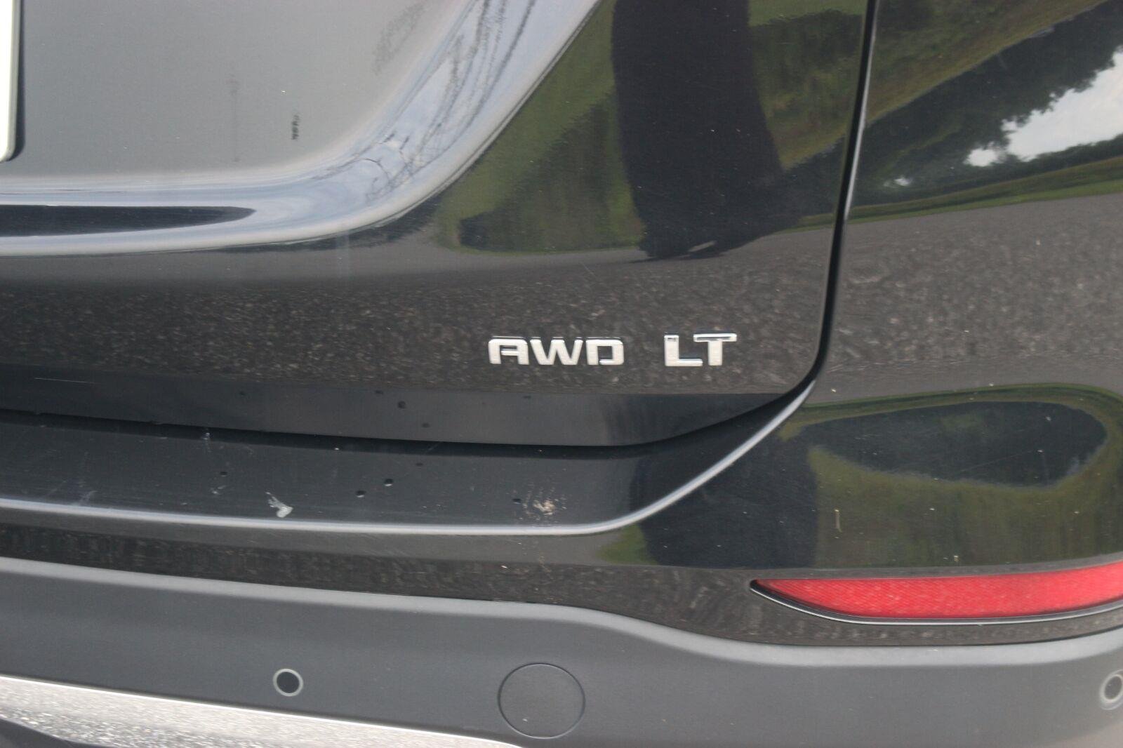 Used 2024 Mosaic Black Metallic Chevrolet LT image 11