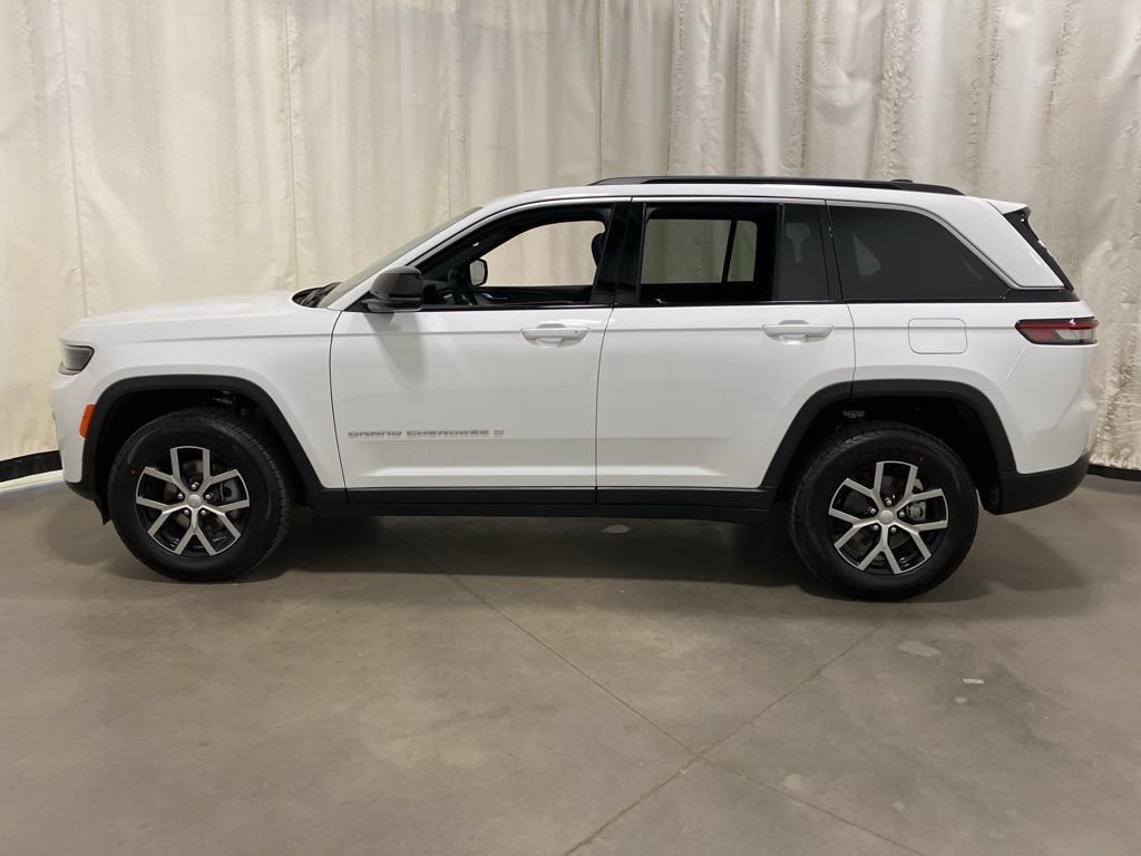 Used 2026 Bright White Clearcoat Jeep Limited image 19