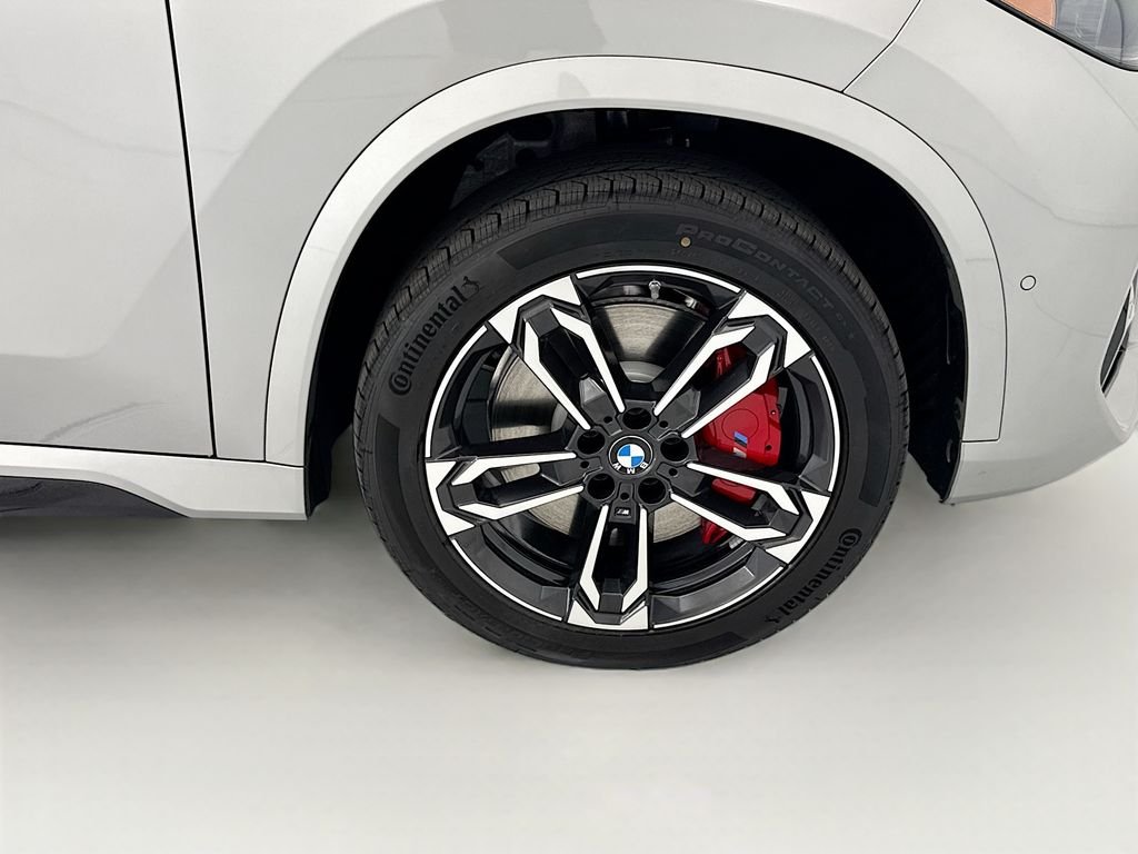 New 2026 Silver Metallic BMW xDrive28i image 30