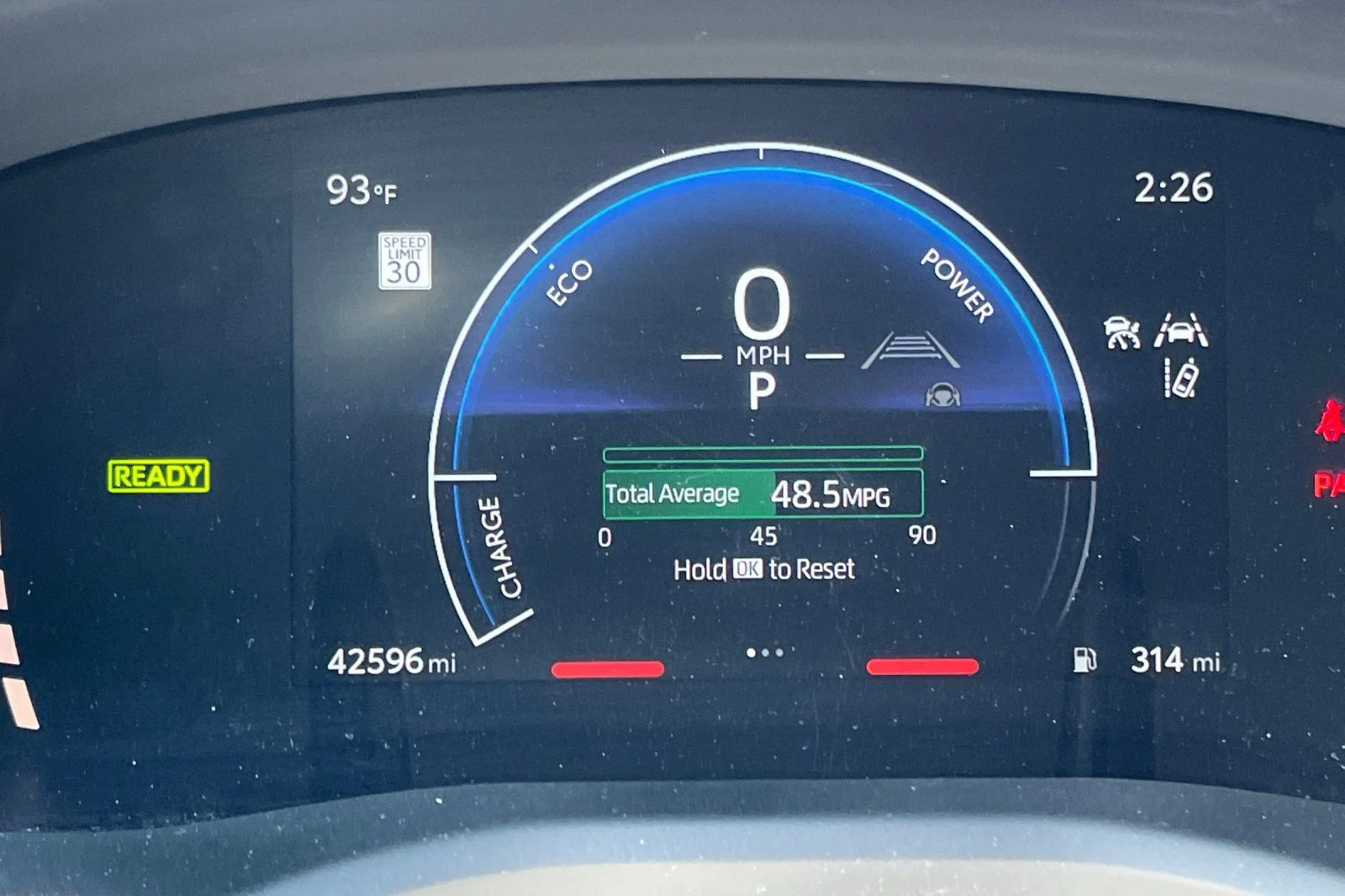 2025 Toyota Camry LE - Photo 35
