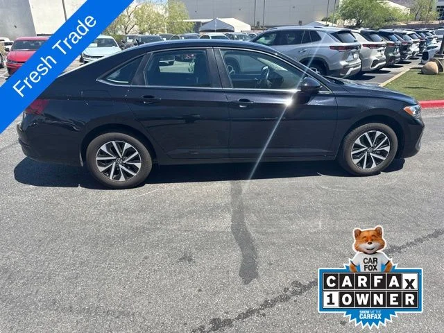Certified Used 2024  Volkswagen 1.5T S image 3