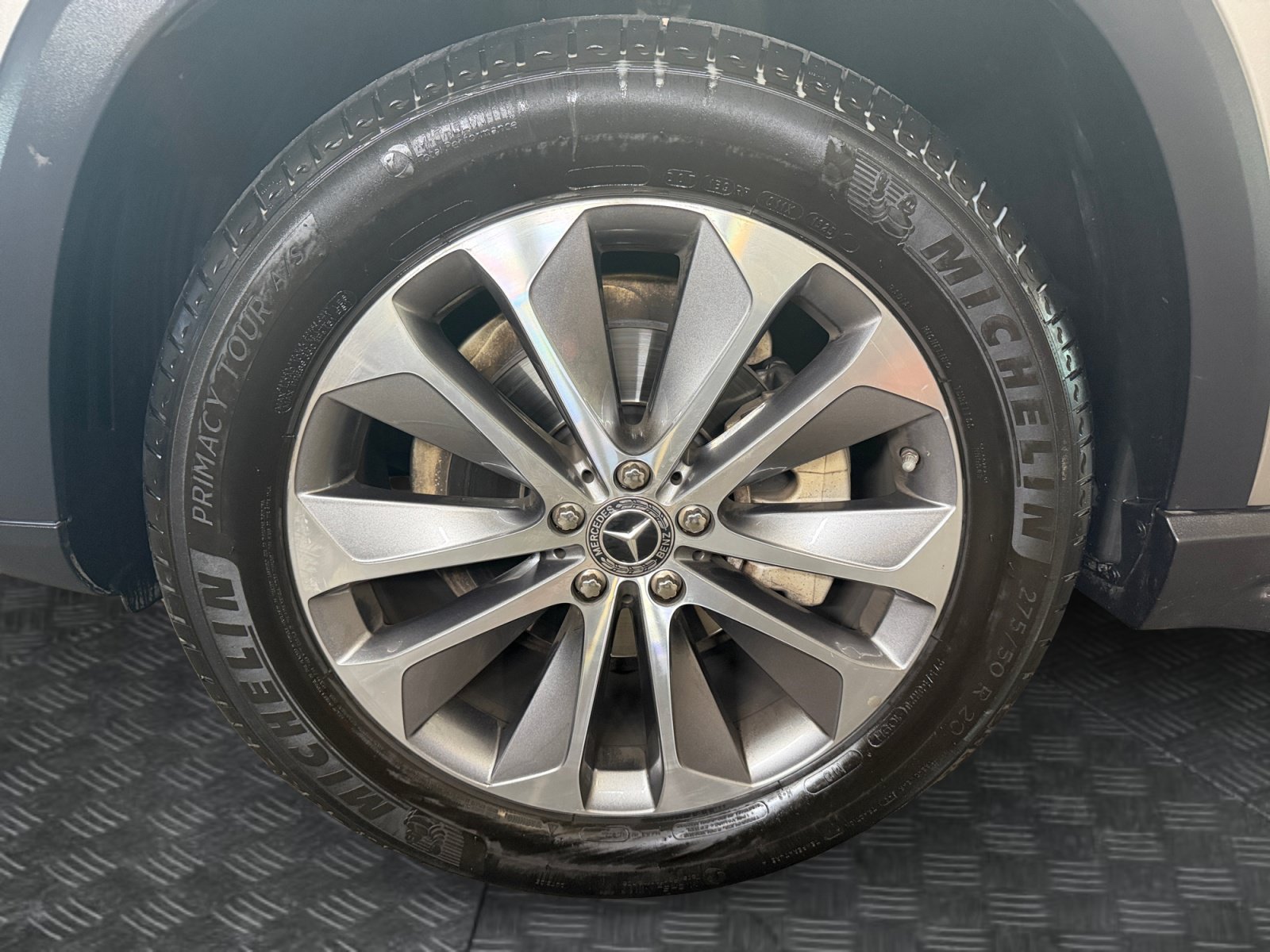 Used 2020 Mojave Silver Metallic Mercedes-Benz GLE 350 image 9