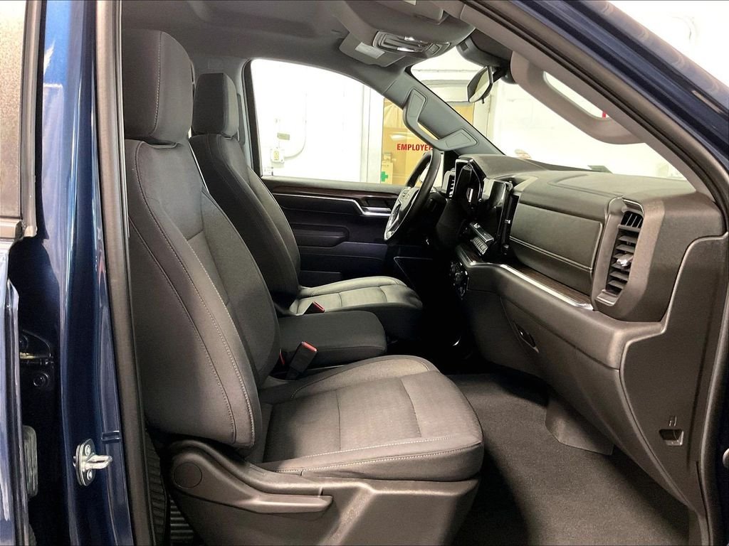 Used 2023 Blue Chevrolet LT image 11