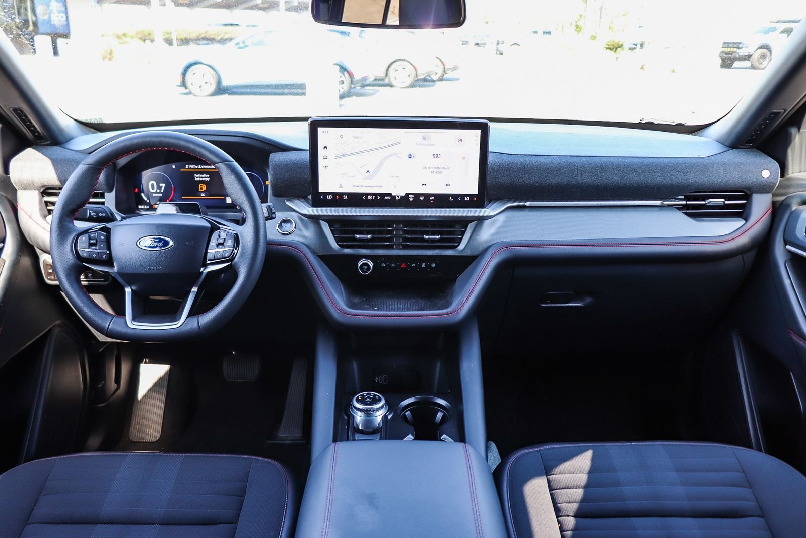 2026 Ford Explorer ST-LINE - Photo 12