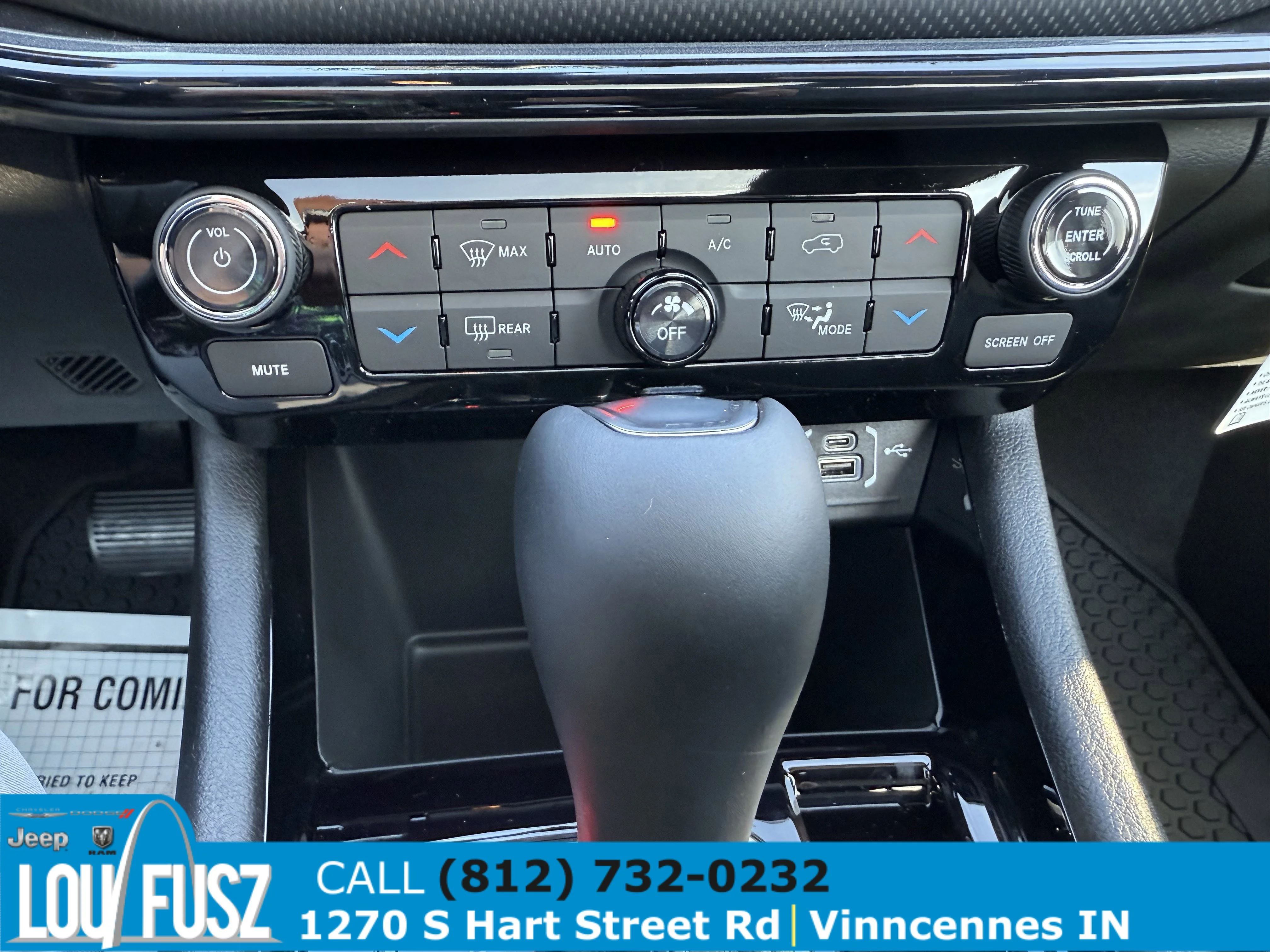 2025 Jeep Compass Latitude - Photo 25