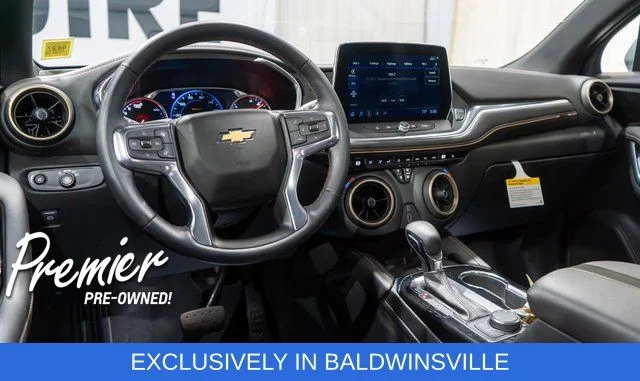 Used 2023 Gray Chevrolet Premier image 11