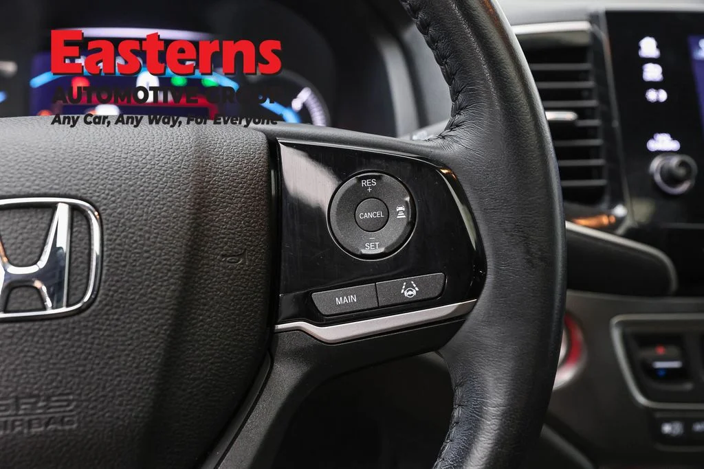Used 2022 White Honda Special Edition image 16