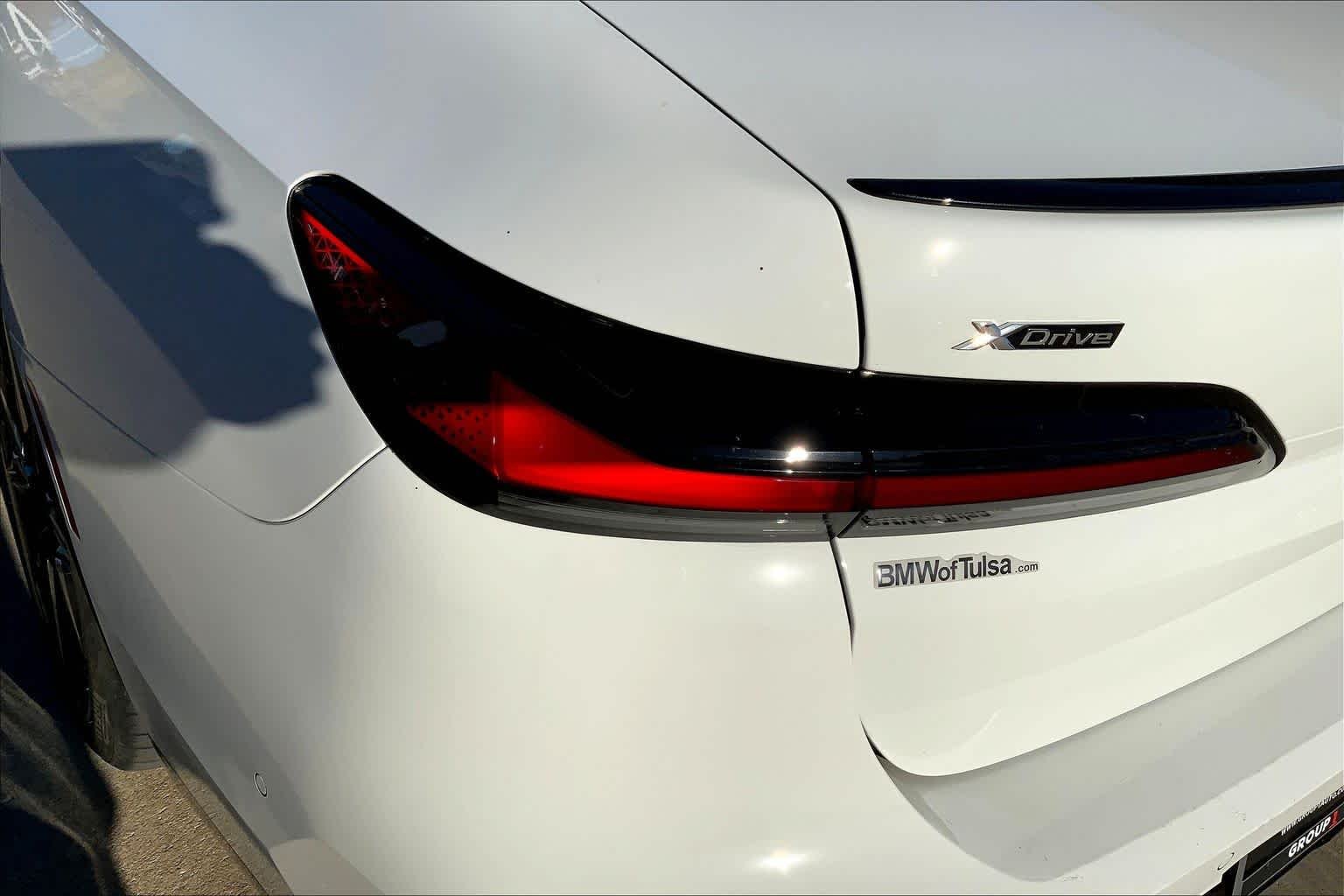 2025 BMW 7 Series 760i - Photo 14