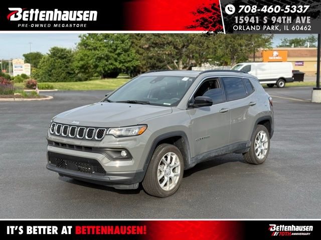 2023 Jeep Compass Latitude Lux 4X4's photo