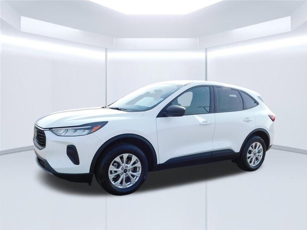 Used 2025 Oxford White Ford Active image 7