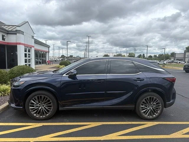 Certified Used 2026 Nightfall Mica Lexus 350h Luxury image 3