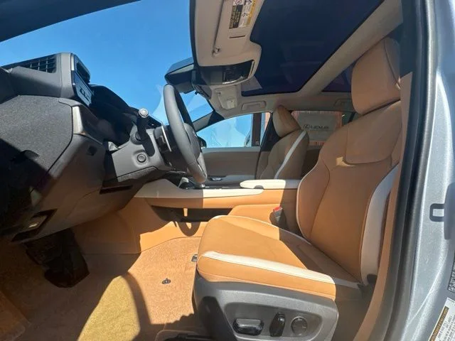 New 2026 Iridium Lexus PREMIUM AWD image 22