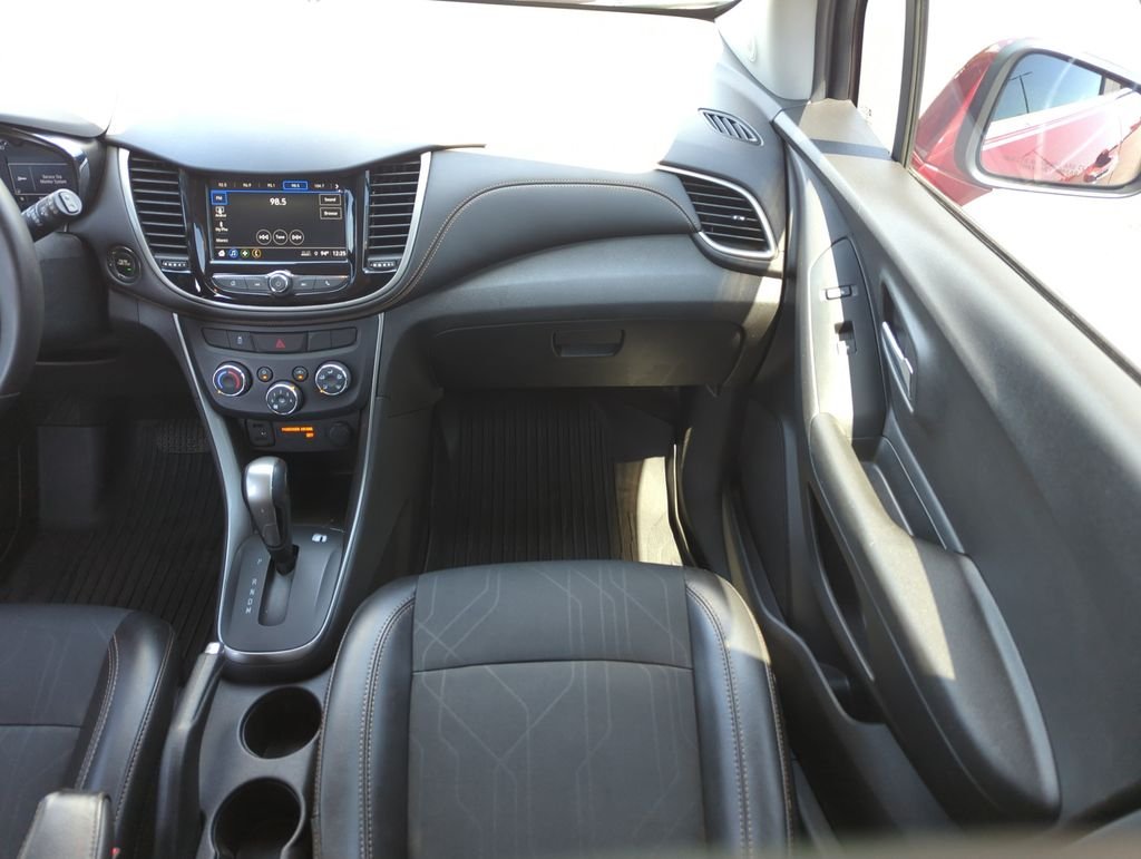 Used 2018 Red Chevrolet LT image 16