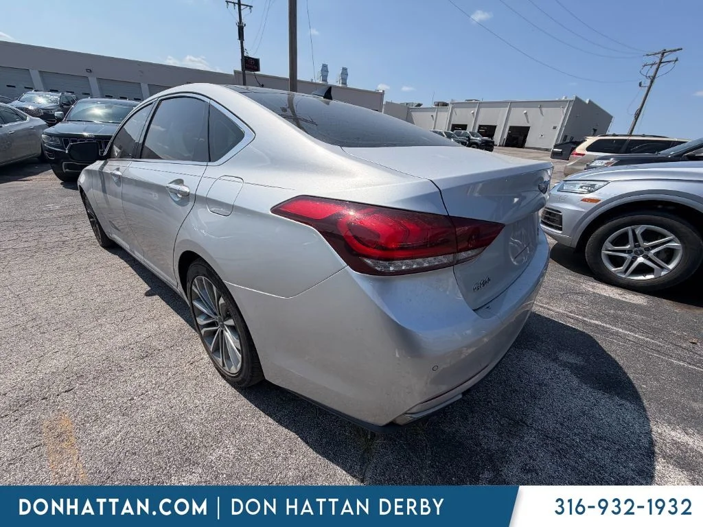 Used 2017 Silver Genesis 3.8 image 5