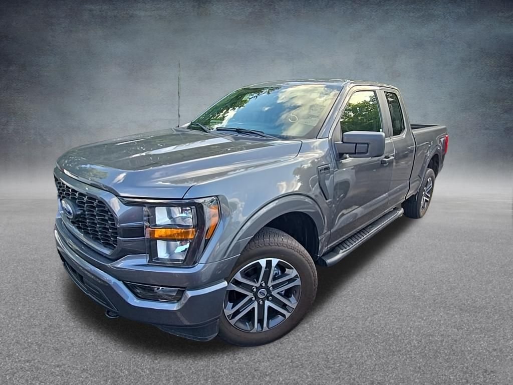 Used 2023 Gray Metallic Ford XL image 3