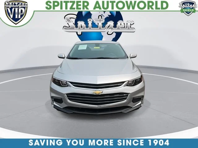 Used 2017 Silver Chevrolet LT image 3