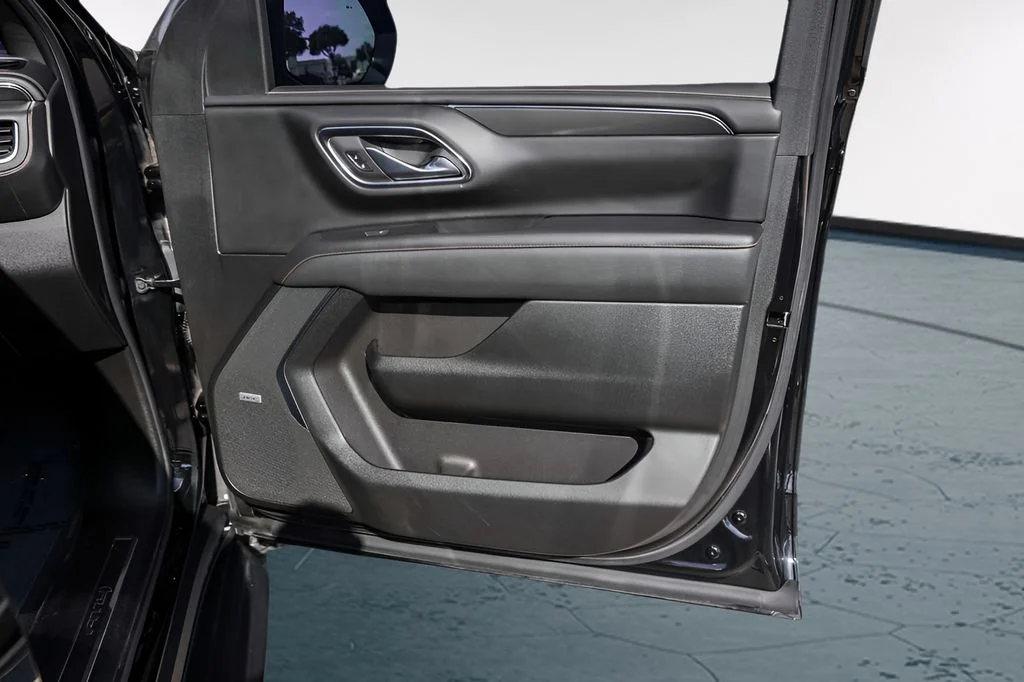 Used 2021 Black GMC AT4 image 35