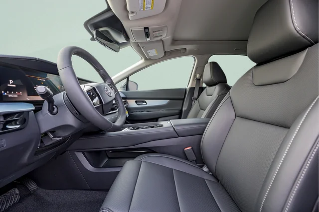 New 2026 Everest White Pearl TriCoat Nissan SL image 10