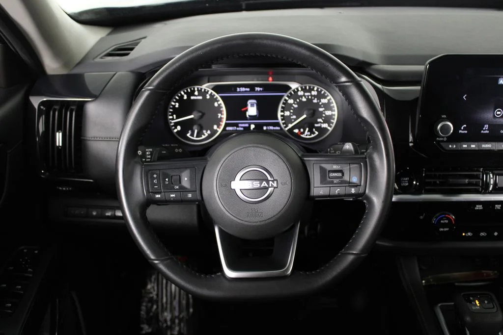 2025 Nissan Pathfinder SV - Photo 22