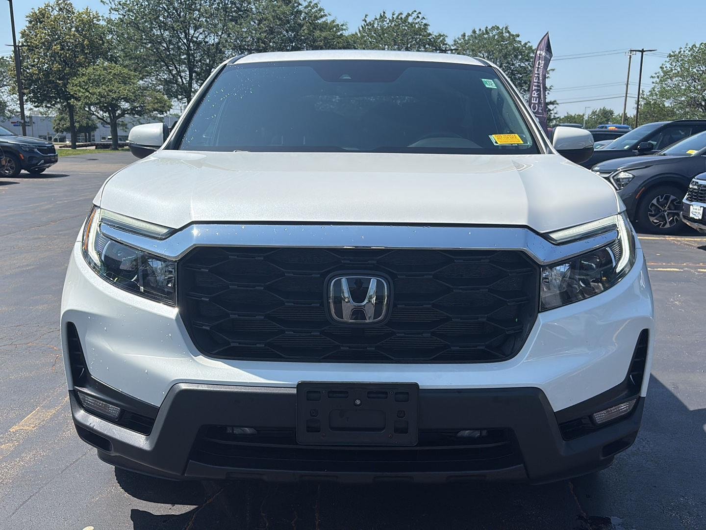 Used 2023 Platinum White Pearl Honda EX-L image 13