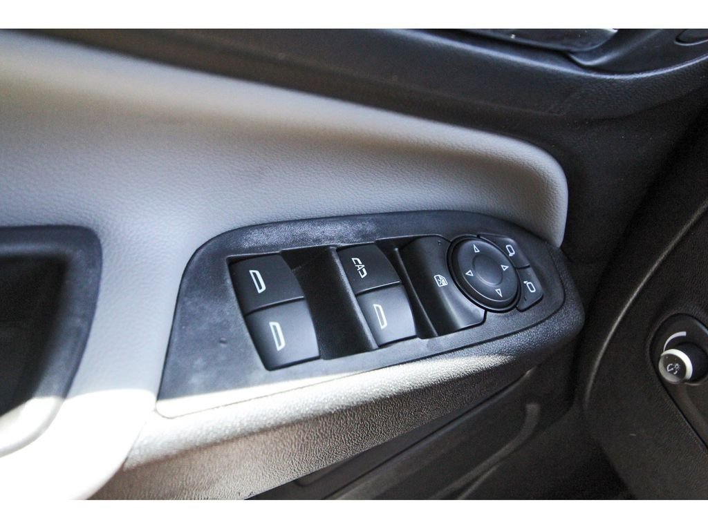 Used 2021 White Chevrolet Premier image 19