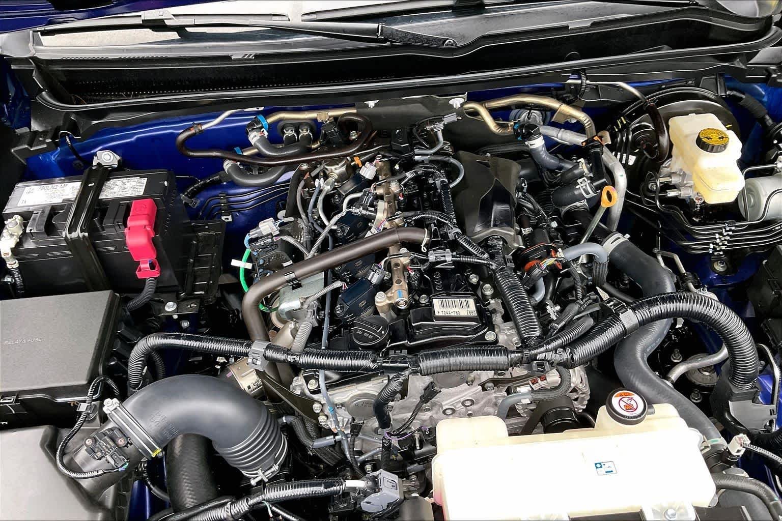 Used 2025 Blue Crush Metallic Toyota SR5 image 29