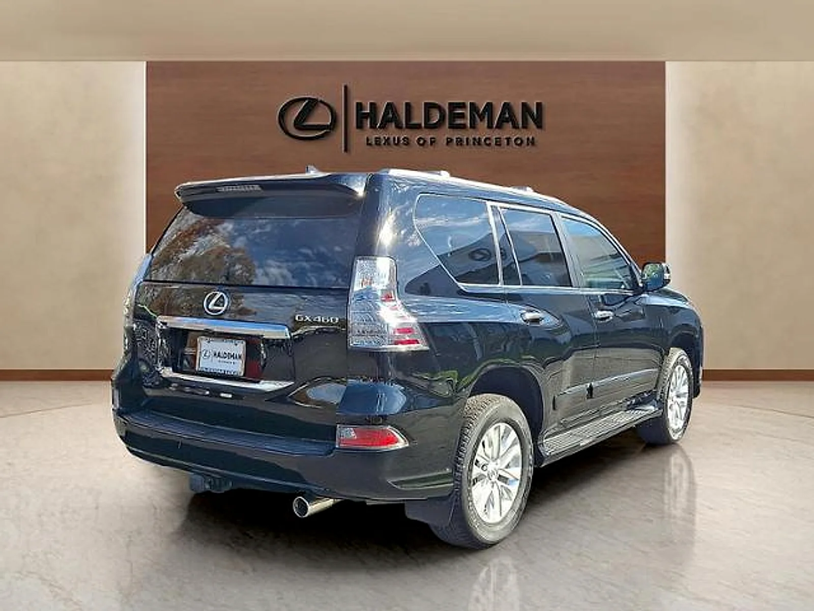 Used 2018 Black Onyx Lexus Premium image 6