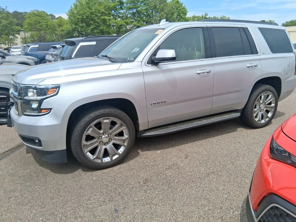 Used 2019 Silver Chevrolet LT image 1